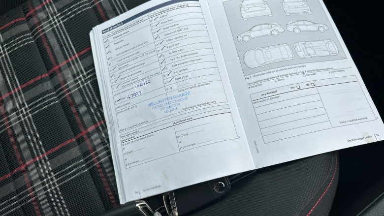 Volkswagen Golf 2.0 TSI GTI 5dr [Nav] Petrol Hatchback